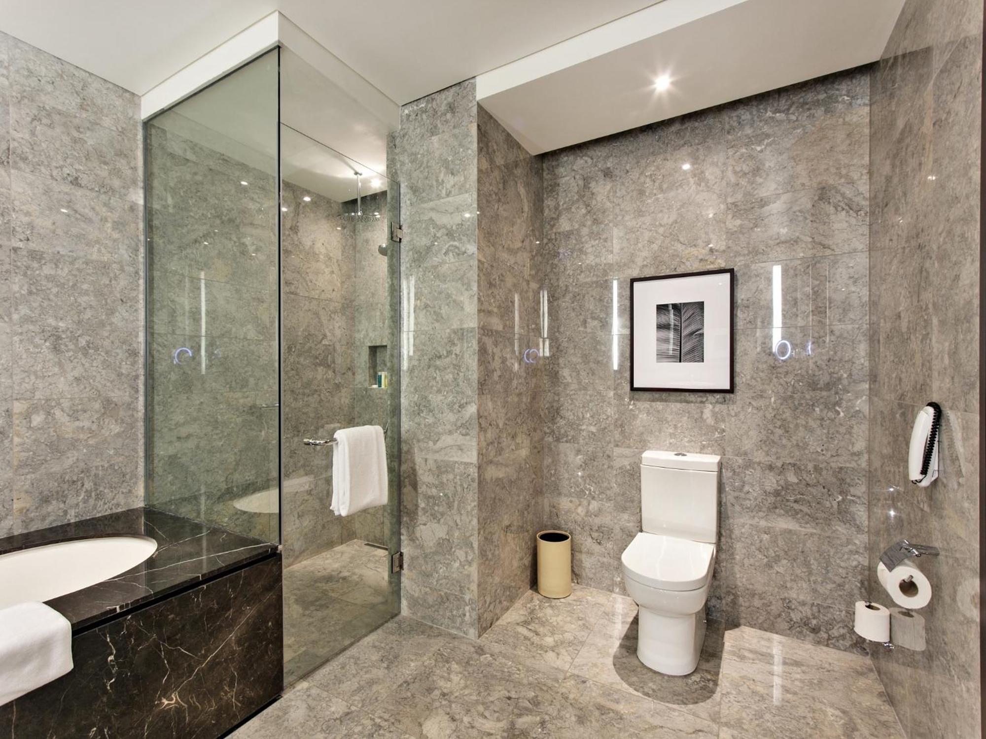 Twin Room Club Access